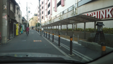 【五條今井店】駐輪場移設工事　　合計４０ｍの長さのカーポート
